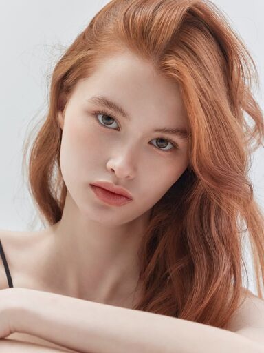 Zlata Peshkova / Picture #1