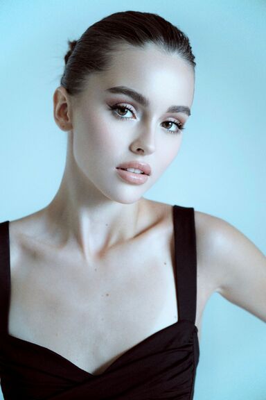 Polina Leonova / Picture #2