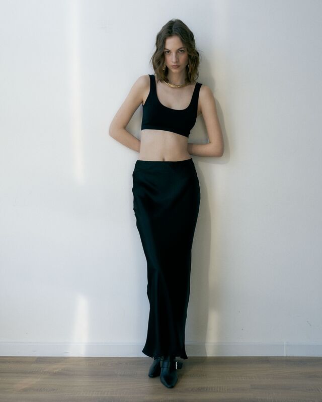 Polina Koryukina (INO MODELS)